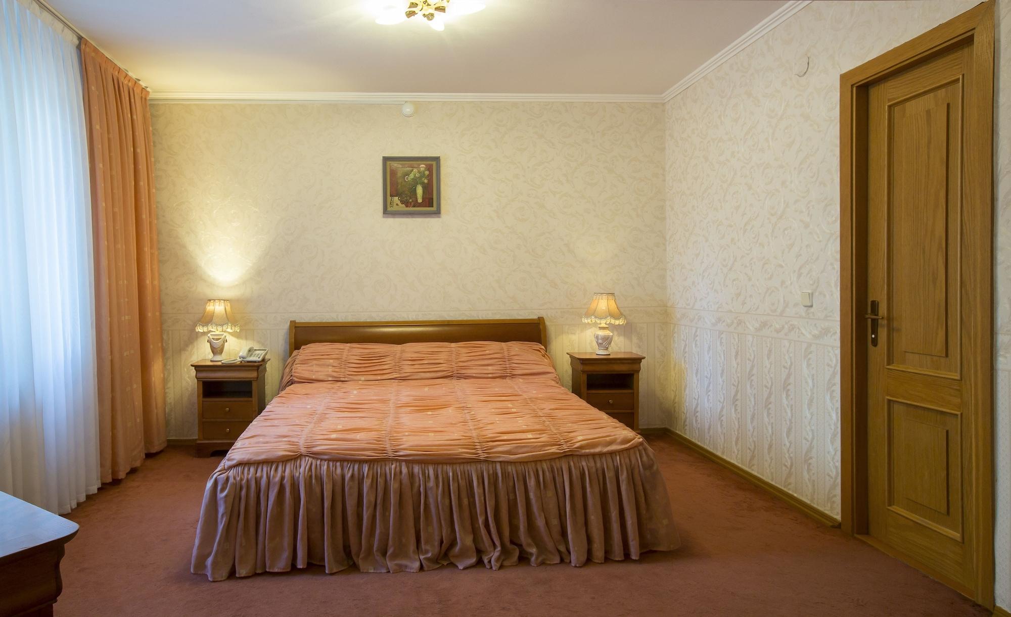 Dacia Hotel Кишинів Екстер'єр фото